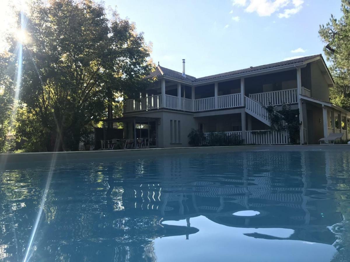 Domaine De Giron Bed and Breakfast Moulis-en-Médoc Buitenkant foto