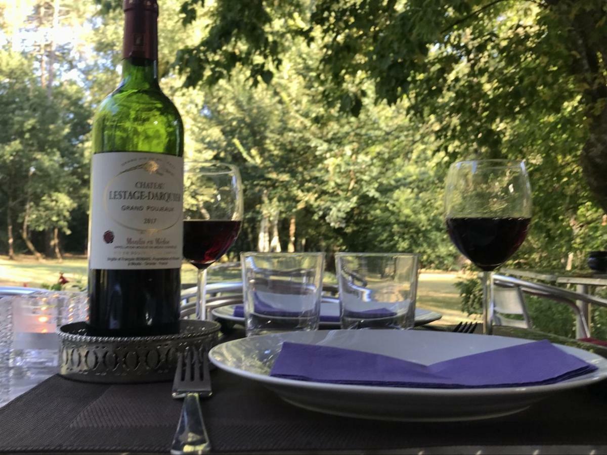 Domaine De Giron Bed and Breakfast Moulis-en-Médoc Buitenkant foto